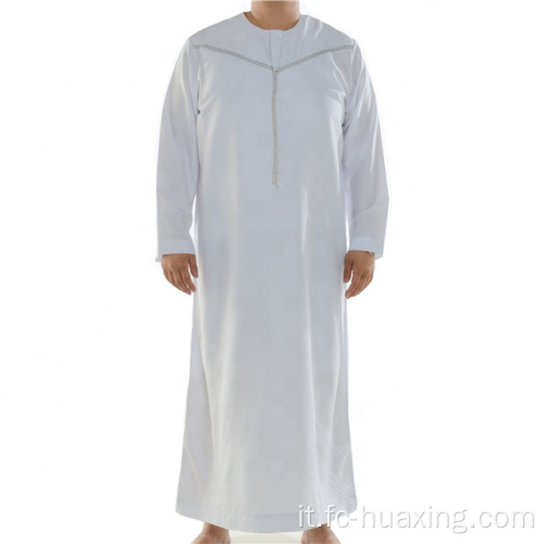 Abbigliamento islamico abito saudita per uomini abaya